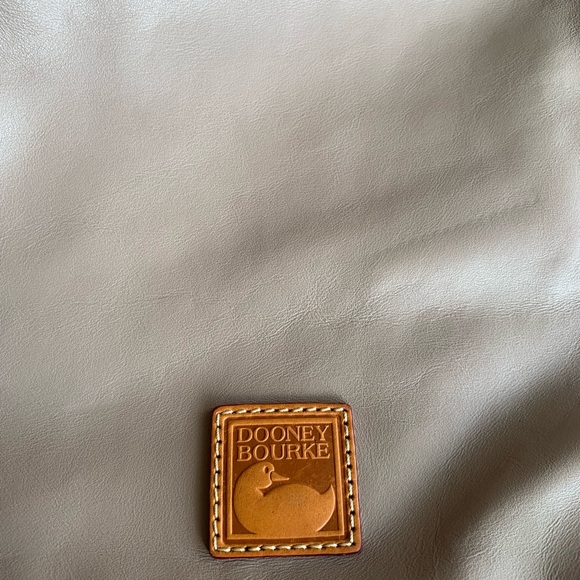 Dooney & Bourke taupe vacheta leather shoulder bag 15X15X6 inches - Picture 9 of 14